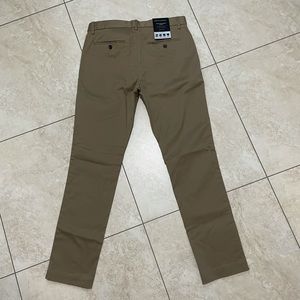Banana Republic Rapid Movement Chino